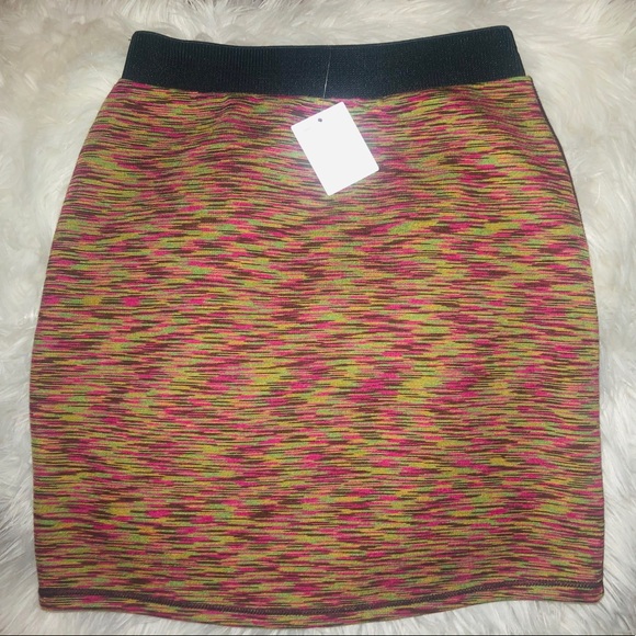 💞SOLD!💞NWT Urban Outfitters Silence + Rose Skirt - Picture 1 of 5